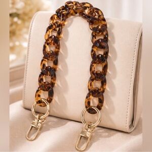 Tortoiseshell Chain Strap Handbag